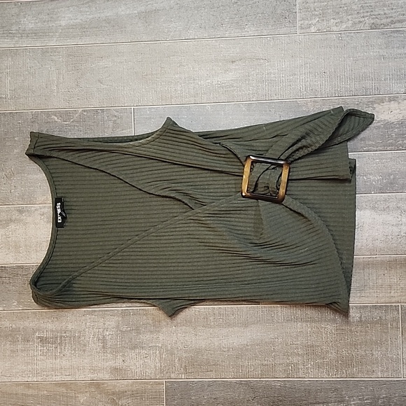 Express brand tank top - Picture 5 of 8